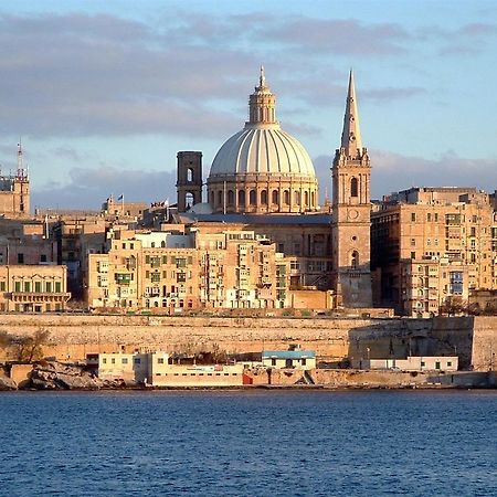 La Rive Apartment Sliema Bagian luar foto